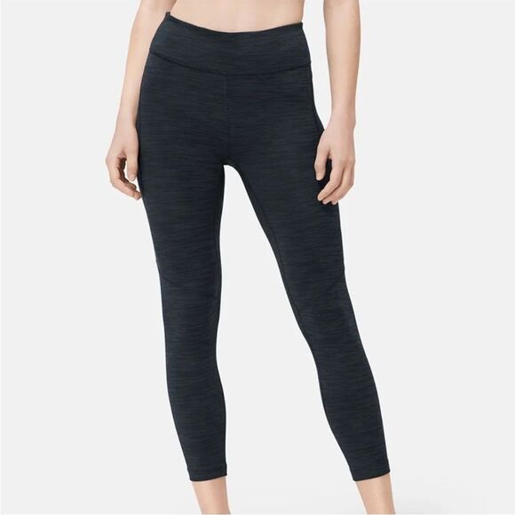 Outdoor voices Tech Sweat 3/4 Legging 🖤 NWT 🖤 color: night 🖤 XS - Picture 2 of 5
